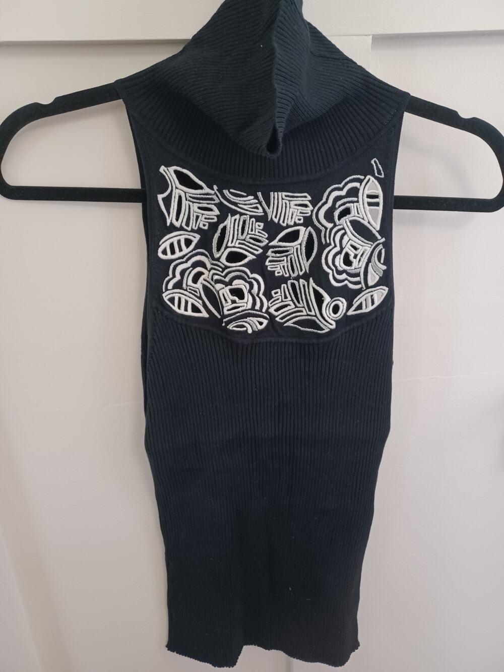 Y2K 90s Cache Like Vintage Sexy Stretchy Turtleneck Top Sz L WHITE HOUSE BLACK